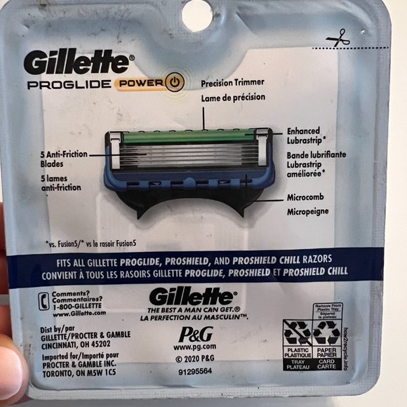 Gilette Proglide Razor Blades for Men - Picture 2 of 2